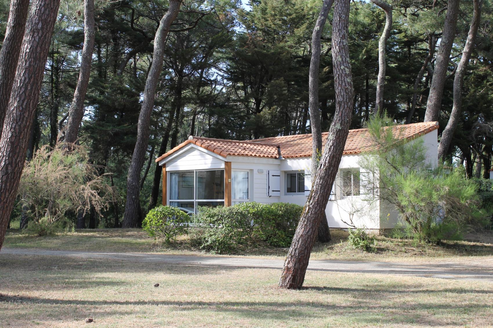 Devenez propriétaire sur un domaine résidentiel de loisirs et de services - Vendée (85)